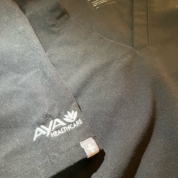 Figs Scrub Set - Picture 4 of 7